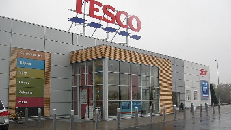 Obchodní centrum TESCO Čelákovice Obchodní centrum TESCO Čelákovice